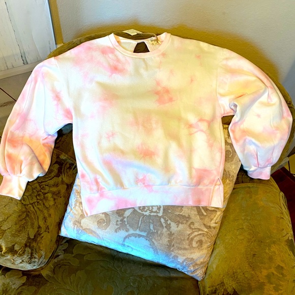 World Market Pink and White Tie Dye Sweatshirt With Cutout Back New With Tag - Picture 2 of 15